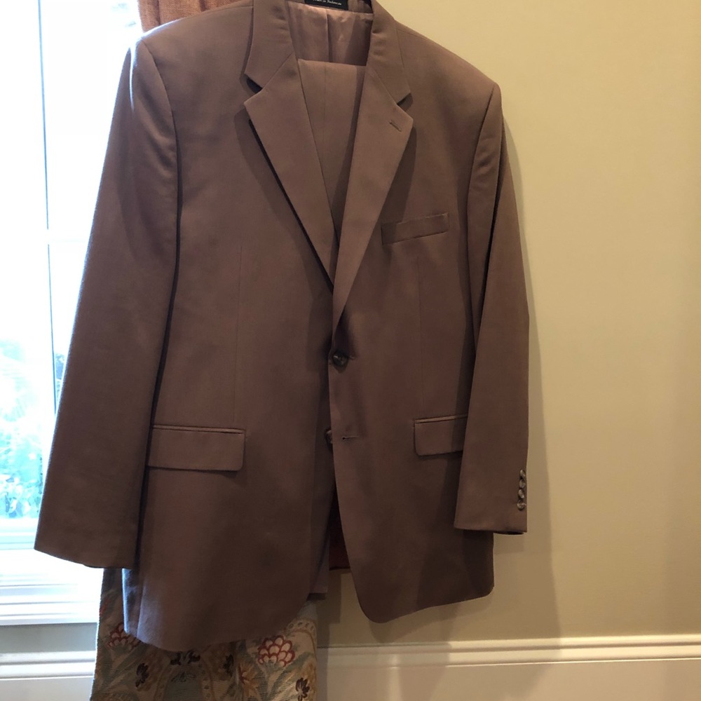 Chaps suit